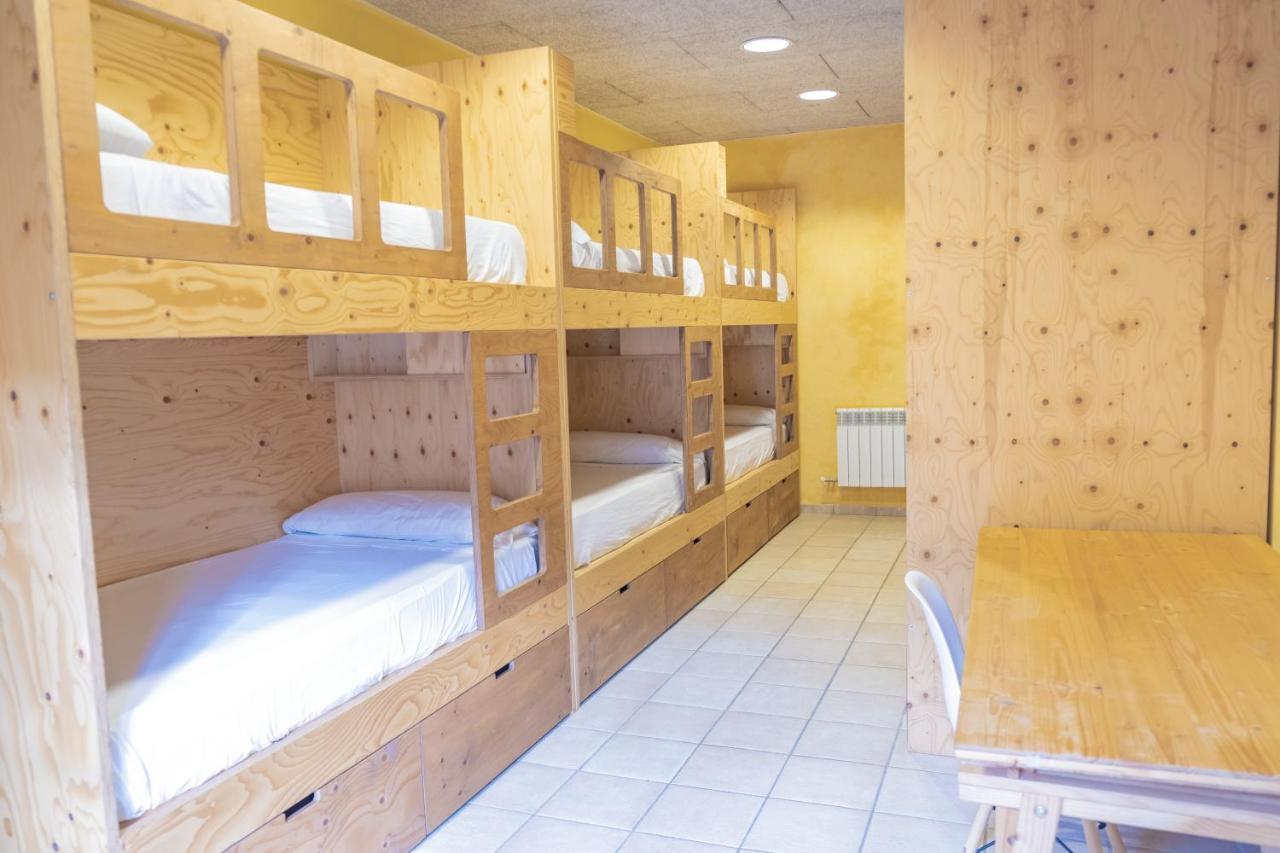 La Rectoria D'Albanya Hostel Buitenkant foto